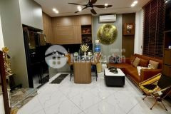 Bán nhà ngọc thuỵ,long biên 5 tầng,31m,mt5.9m oto đỗ cổng nhỉnh 7 tỷ