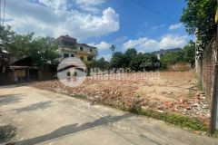 Đất đẹp hiếm giá rẻ ô tô vào đất đức hiệp thuận thành dt 53m2. giá 2.35 tỷ