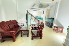 Bùm vài bước ra phố nhà đẹp ở ngay ngõ rộng thênh thanggiao thông thuận tiện