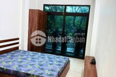 Ban nha đinh đông 40m2, 5 tâng, lô goc, gân phô, trung tâm hai ba, thoang sang,6.9 ty