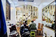 Trung tâm đống đa tầm tài chính hiếm gần phố mặt ngõ thông thẳng tắp