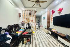 Nhà đẹp dân xây, phố hoàng văn thái, 45m2, mt 4m, 13.4 tỷ dân trí cao