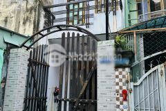 Cần bán nhà lạc long quân.tân bình.hẻm 4m,ko lộ giới.3pn.nhỉnh 5tỷ