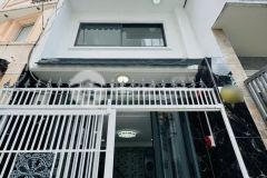 Khu phan xích long, kế hẻm ô tô, 4 tầng 3pn, giá 4.x ty