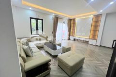 Bán nhà hồng tiến long biên, 2 thoáng, thang máy, tặng full nội thất, gần phố, giá mềm