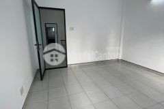 Sát chợ liên khu 5 6 hẻm 6m xe hơi đỗ cửa nhà 2 tầng mới đẹp 4x14 chỉ 4x