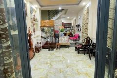 Nhà gần bxq8, 4 tầng, đúc thật, giá rẻ