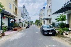 Bán nền đường b12 kdc hưng phú, cần thơ giá 4 tỷ 700