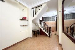 Nhà đẹp đống đa ba bước ra phố lớn ngõ thông thẳng tắ