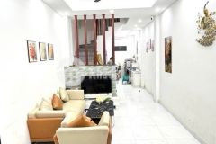 Bán nhà khuyến lương 40m2 5 tầng 6 ngủ