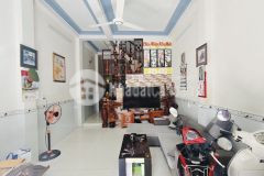 Nhà 3 tầng ngay thpt long trường