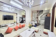 Qua hiêm bach mai nha mơi gân oto sat phô full nôi thât 30m2 5 tâng nhinh 8 ty