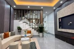 Bán nhà nguyễn văn cừ long biên, tk đẹp, full nội thất long lanh, gần phố, giá mềm