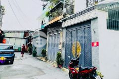 Giá tốt cuối năm nhà đẹp 4 tầng vị trí hiếm xe hơi tới cửa