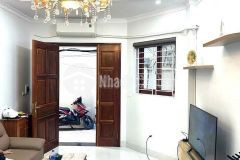 Bán nhà phùng chí kiên, cầu giấ mt 4m ngõ nông ô tô cách 10m lô góc zá thiện chí 10 tỷ