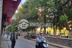 Hiếm phố trần hữu tước 36m2, 4 tầng sát phố 15m ra hồ đắc di quanh 13 tỷ vip đống đa