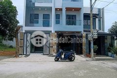 Bán 2 căn nhà phố kdc cát tường phú sinh, xã mỹ hạnh bắc dt 54m2 2 lầu 3pn 3wc giá 2,28 tỷ 1 căn