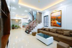 Bán nhà mặt tiền rộng 4.2m, quan nhân, 6 tầng, ô tô gần, trước nhà 3m, 32m2, 9.4 tỷ