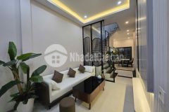 Bán nhà 5 tầng phố bùi ngọc dương hai bà trưng, hai mặt đường, rất gần mặt ngõ ôtô thông.