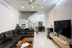 Nhà 4t 51m mặt phố lạc nghiệp mặt tiền đẹp vỉa hè rộng kinh doanh sầm uất ở ngay