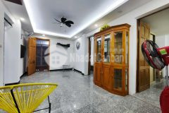 Cho thuê căn hộ tập thể ngọc khánh, ba đình, nhà đẹp full đồ, sân để ô tô