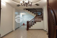 Cho thuê nhà riêng 45m x 5t, 6pn4wc ô tô đỗ cửa hoa bằng, cầu giấy giá 22.5 triệu