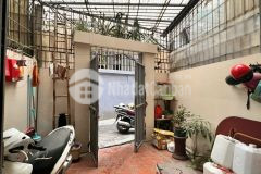 Chính chủ bán nhà số 6175 thịnh quang đống đa 50m2 4 tầng 4 ngủ nhỉnh 13 tỷ. lh khánh 0972858666