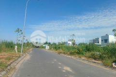 Bán nền b8 kdc phú an diện tích 4.5m x 20m hướng tây nam pháp lý sổ hồng giá 2 tỷ 380