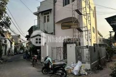 3 tầng btct 60m2 ngang 5.7m gần trường học bình chiểu, giáo xứ khiết tâm.