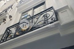 Bán nhà việt hưng,long biên 5 tầng,30,mt3.9m gần phố nhỉnh 6 tỷ