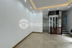 Bán nhà lê trọng tấn ô tô đỗ cửa vài bước ô tô tránh 5 tầng xây mới lô góc thang máy ở