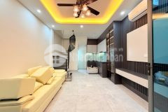 Siêu phẩm thanh xuân 10m ra phố, ngõ rất rộng, 32m2, 5 tầng, mt 3.5m, 9.5 tỷ.