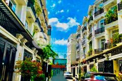 Bán nhà 4x18m tại mặt tiền nguyễn triệu luật giá chỉ 7.xx tỷ bao mới đẹp