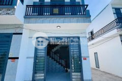 Nhà 2 mt, ngay ngã ba mỹ hạnh, gần hóc môn,nhà mới 450triệu nhận nhà