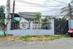 Nhả hẻm sân rộng xã hựu thạnh, đức hòa tdt 142m2 2pn, 2wc giá 1,4 tỷ