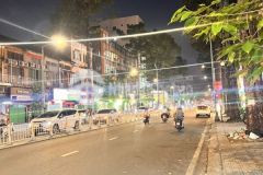 Bán gấp chung cư tầng trệt mặt tiền q.5 tphcm, khu kinh doanh, giá rẻ