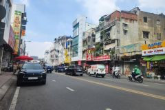 Bán gấp nhà mặt tiền quận phú nhuận tphcm, khu phan xích long, giá rẻ