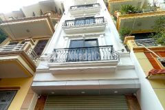 Nhà ngọc hồi phân lô ô tô dừng đỗ ngày đêm 45m2 5 tầng 11.7 tỷ