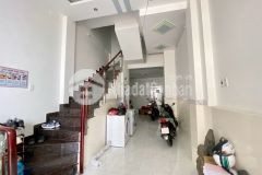 Hẻm xe hơi.gần mt lý thường kiệt.giáp q10 4 tầng btct 6 phòng thuê 15trth 6.5 tỷ tl nga