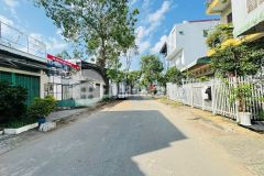 Bá.n nền đường số 7 trần văn việt, kdc công an, p. hưng phú tp. cần thơ