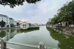 Nhà dân xây mặt phố bồ đề 50m, 5t, mt4m, 2 thoáng, kd đa mặt hàng,gần hồ điều hòa