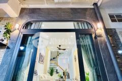 Ngã tư phú nhuận, nhà mới đẹp ở ngay, 2 tầng 2pn 31m2, giá 5.15ty