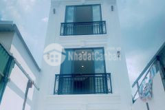 Bán nhà mt lã xuân oai chỉ 5.4 tỷ nhà 3 lầu mới 2pn long trường q9 cũ.