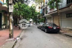 Văn quán nhà đẹp giá tốt, phân lô vỉa hè, ngõ to như phố, ô tô đỗ thoải mái, ba bước ra hồ văn quán.