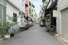 Vị trí vip, 4 chỗ ngủ nhà đối diện cv lê thị riêng hậu bờ kè, 65m2 a4 2 tầng 9 tỷ