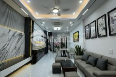 Bán nhà phố tân mai hoàng mai gần phố nguyến chính, 6 tầng thang máy, ô tô đỗ cửa.