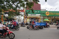 Quá hot nhà mặt tiền 5x18 đường nhựa lớn gần cầu ông bố giá 4,3 tỷ bớt lộc