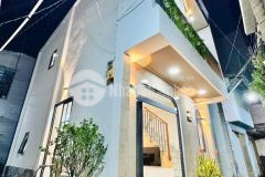 Hiếm, nhà mới, 4 mặt hẻm, không lộ giới, 2 tầng 3pn 33m2, giá 5.x ty