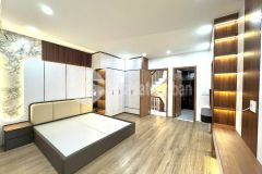 Ban nha giêng mưt,hai ba trưng 31m2 5 tâng full nôi thât mơi ơ ngay 7.9 ty