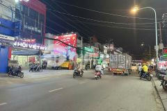 Giá rẻ chỉ 18 tỷ hơn có mtkd 4 lầu ngang 5m ngay lê văn khương q12 155m2 gần bx buýt.